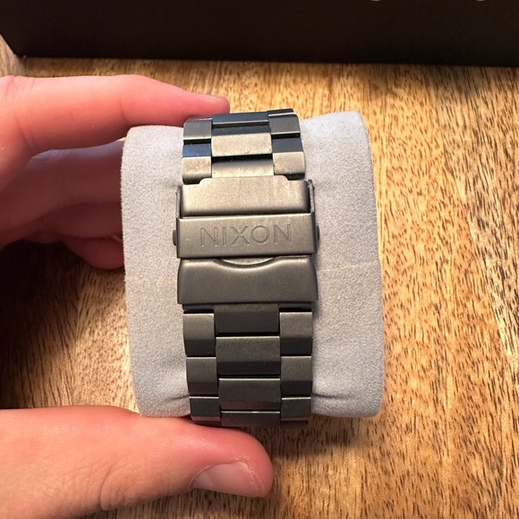 Nixon Corporal SS Watch - Picture 2 of 4